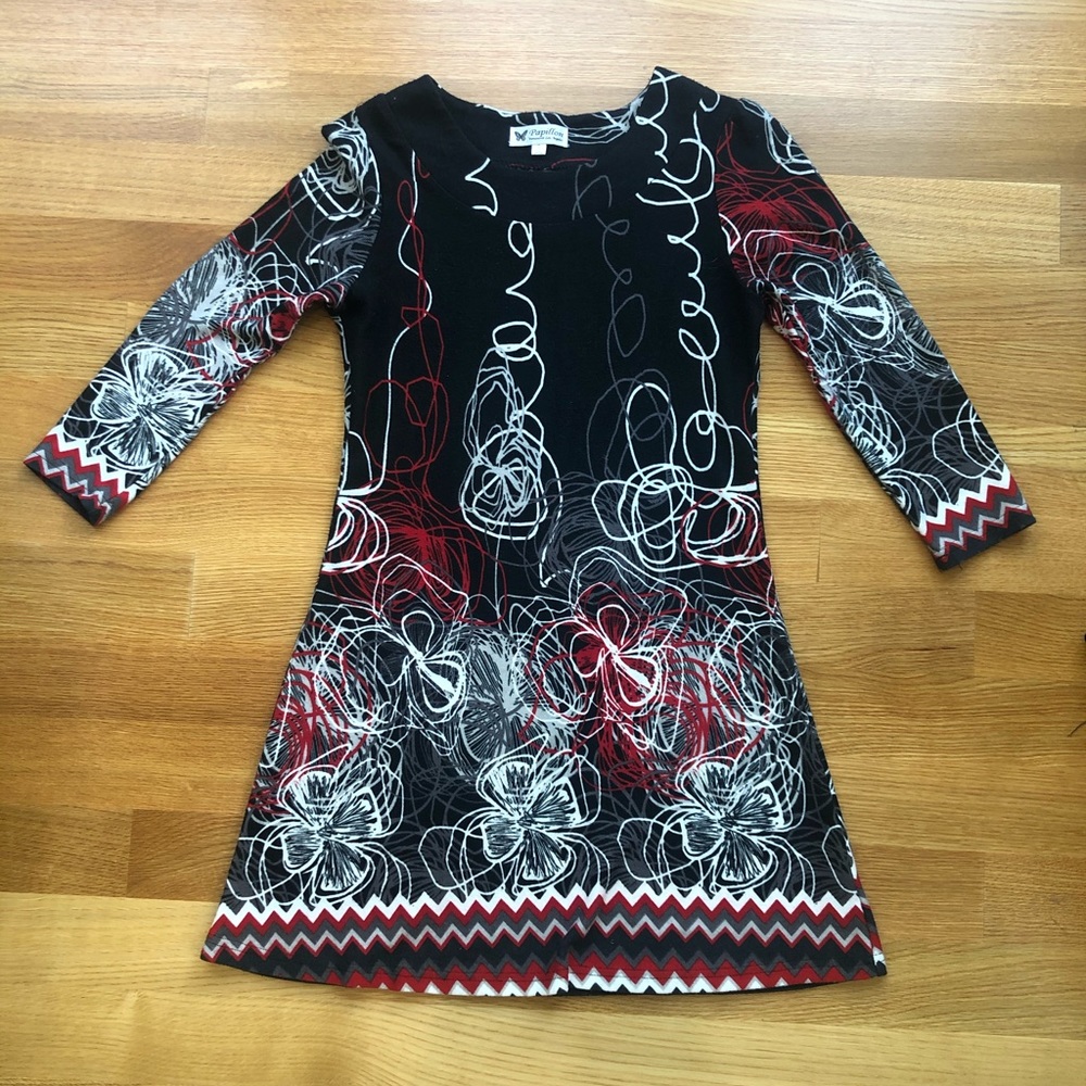 Festive sweater dress size Small. Papillon